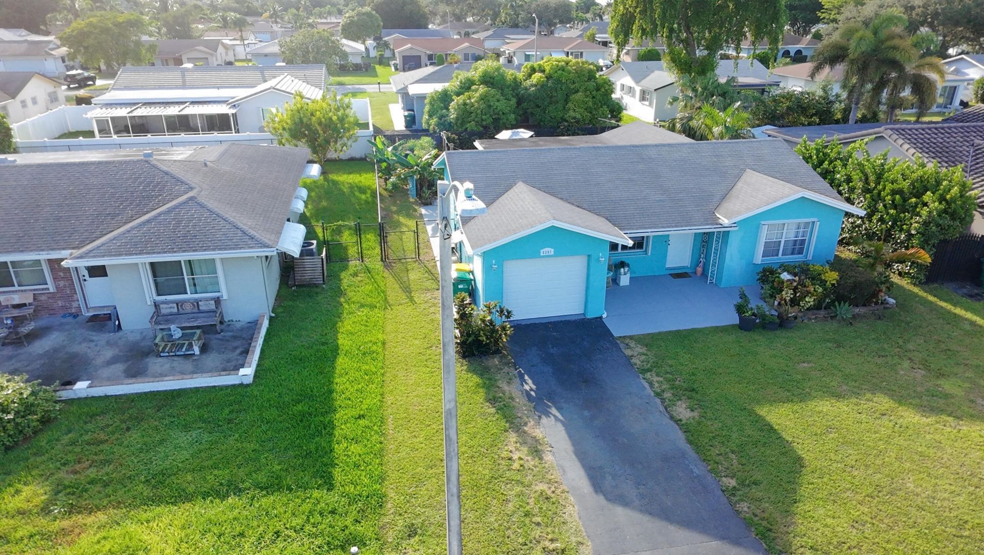 8201 NW 103rd Avenue, Tamarac, FL 33321 Photo
