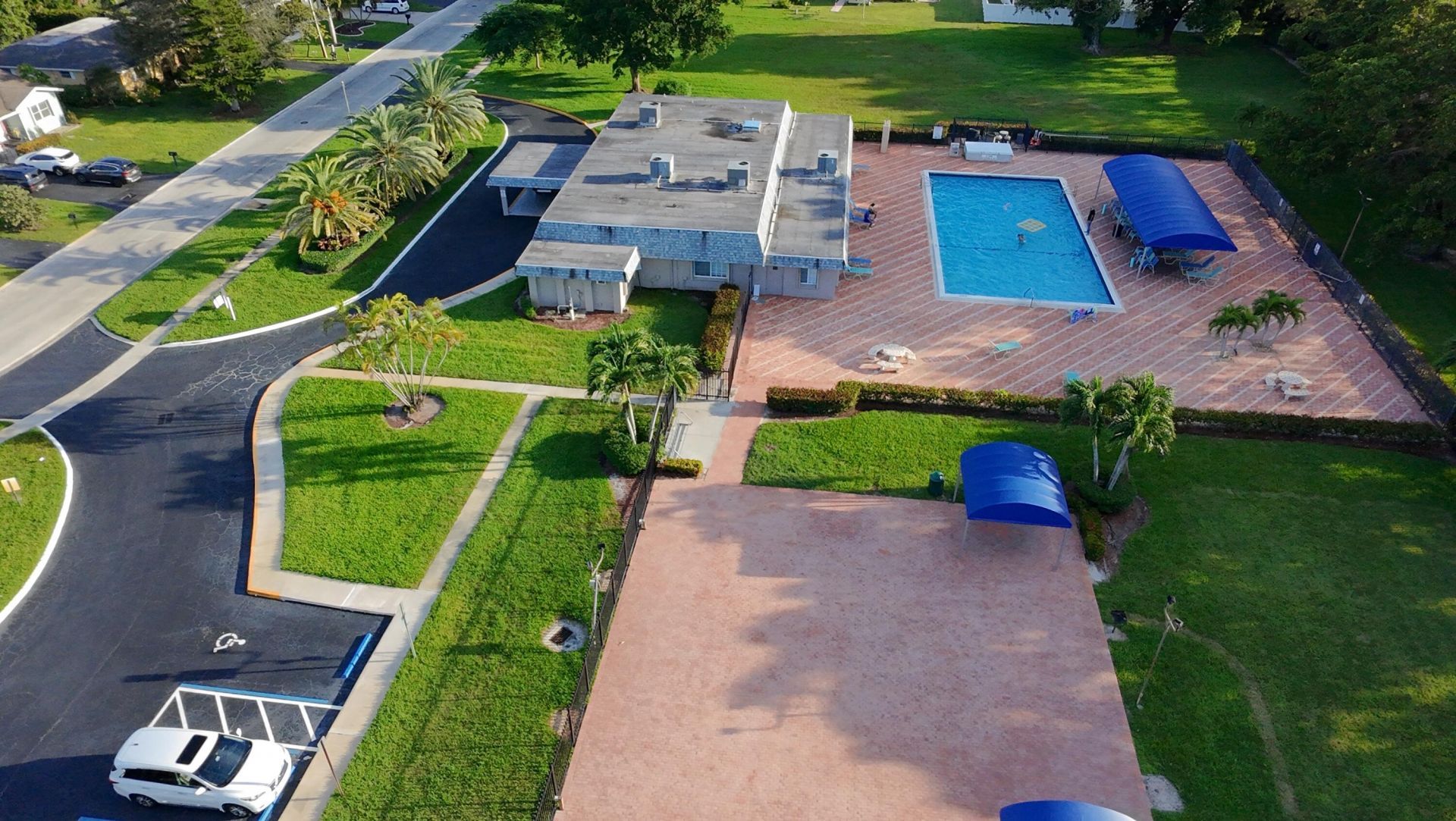 8201 NW 103rd Avenue, Tamarac, FL 33321 Photo