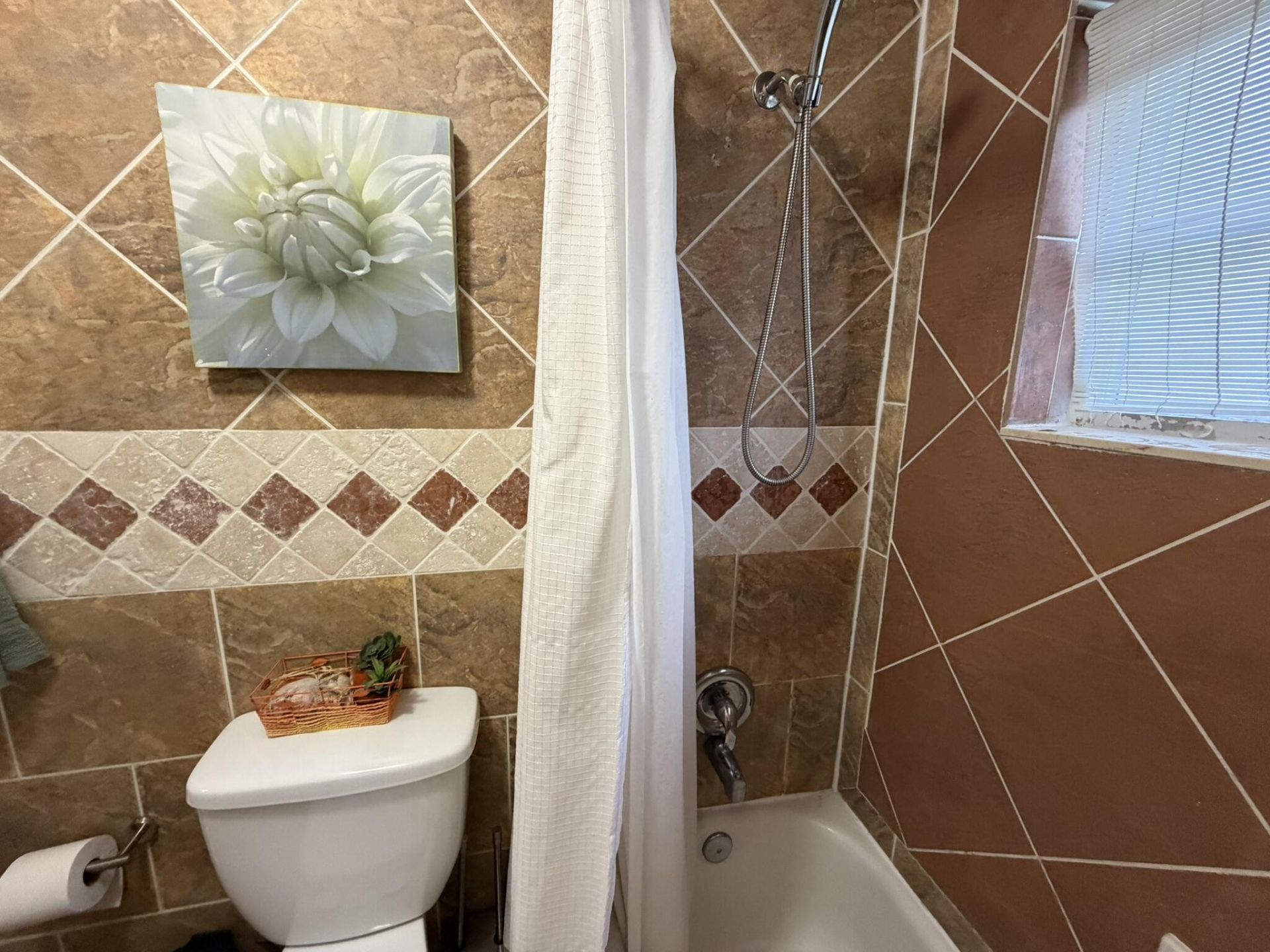 8201 NW 103rd Avenue, Tamarac, FL 33321 Photo
