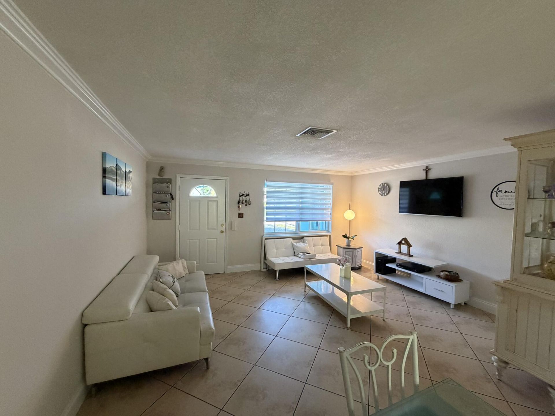 8201 NW 103rd Avenue, Tamarac, FL 33321 Photo
