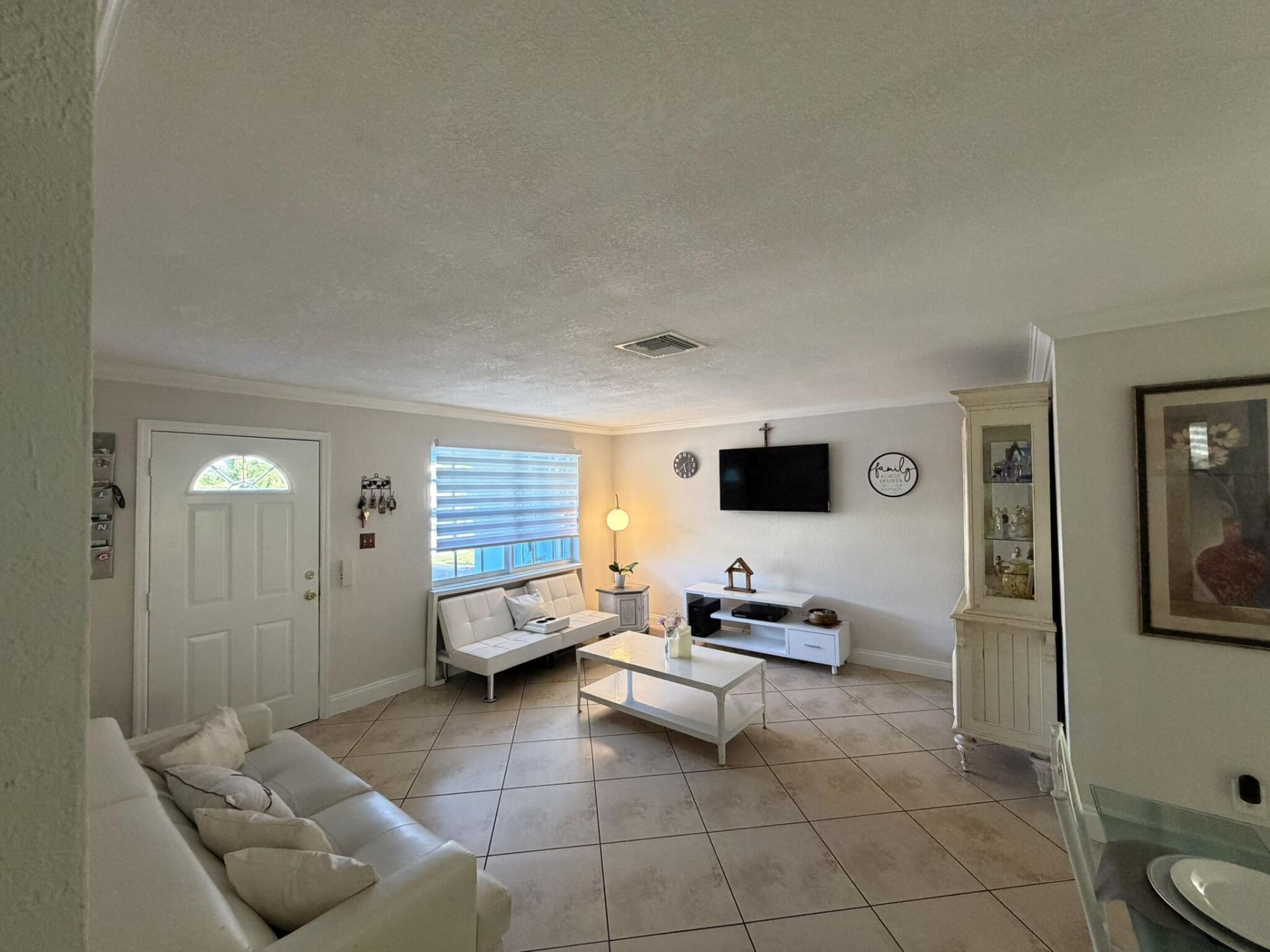 8201 NW 103rd Avenue, Tamarac, FL 33321 Photo