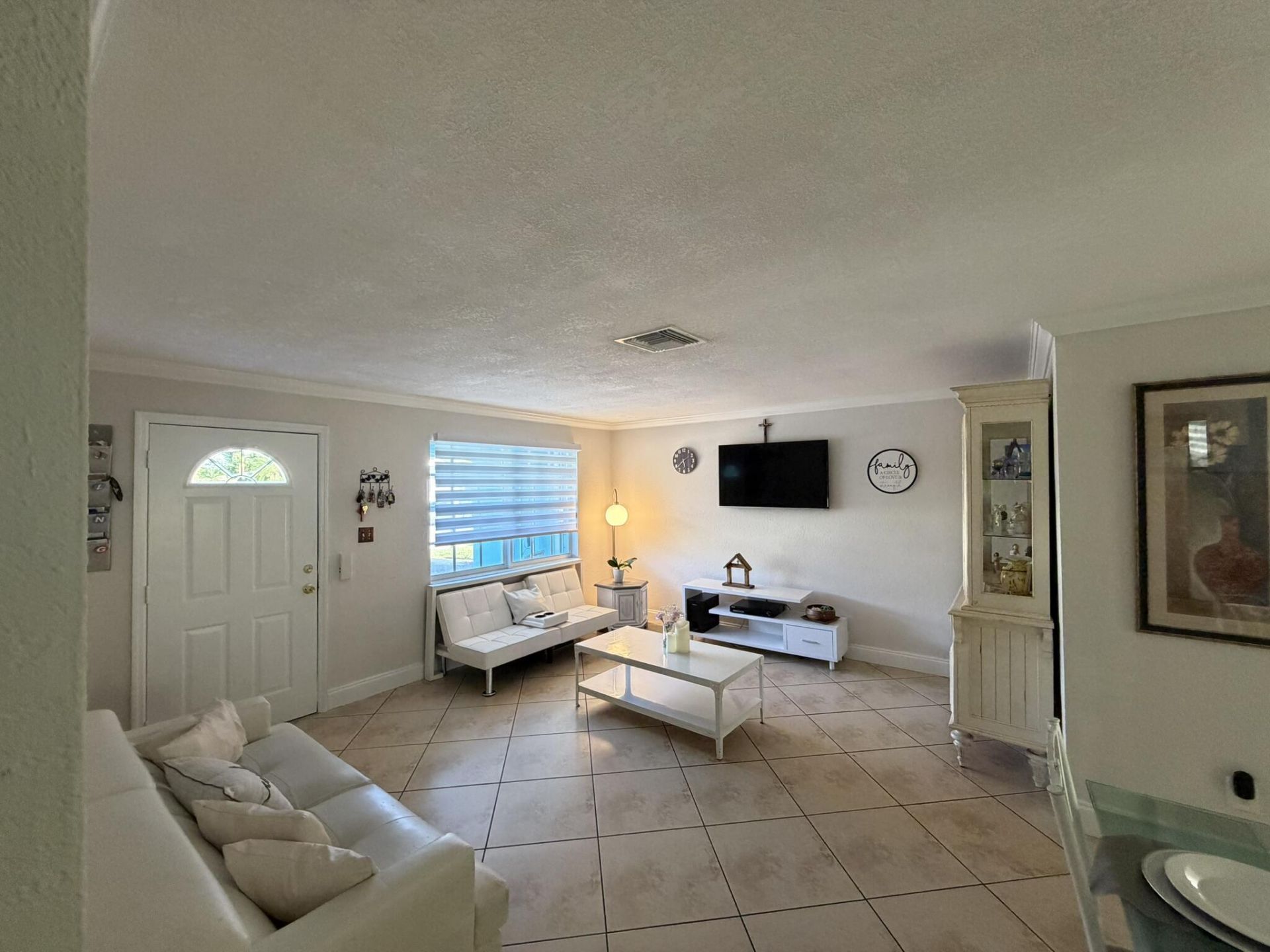 8201 NW 103rd Avenue, Tamarac, FL 33321 Photo