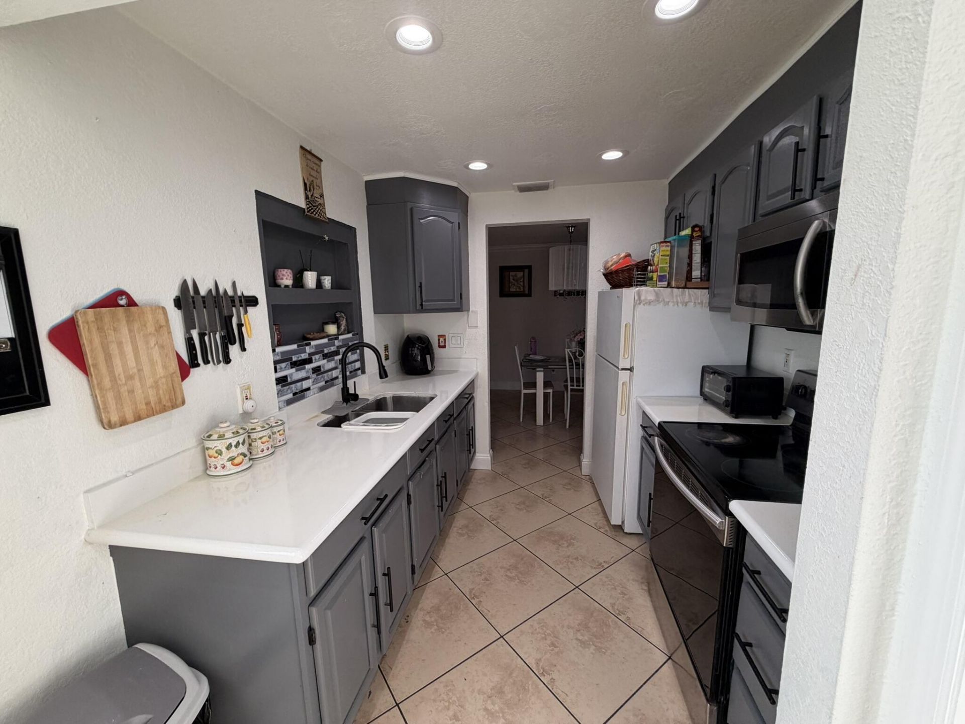 8201 NW 103rd Avenue, Tamarac, FL 33321 Photo