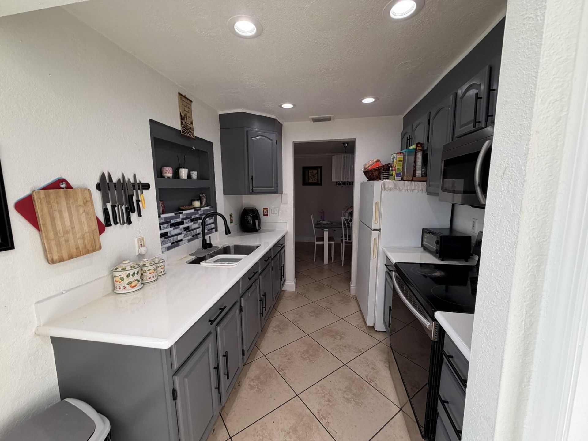 8201 NW 103rd Avenue, Tamarac, FL 33321 Photo