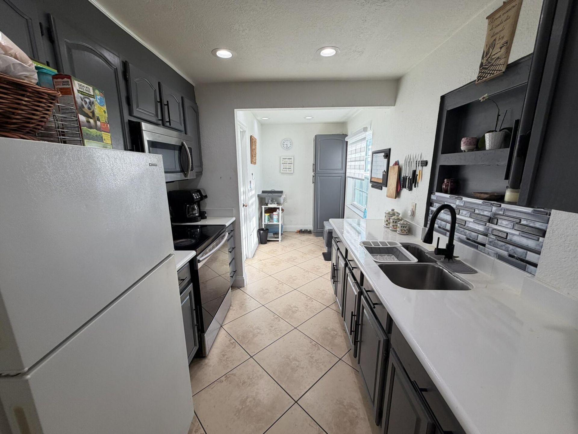 8201 NW 103rd Avenue, Tamarac, FL 33321 Photo