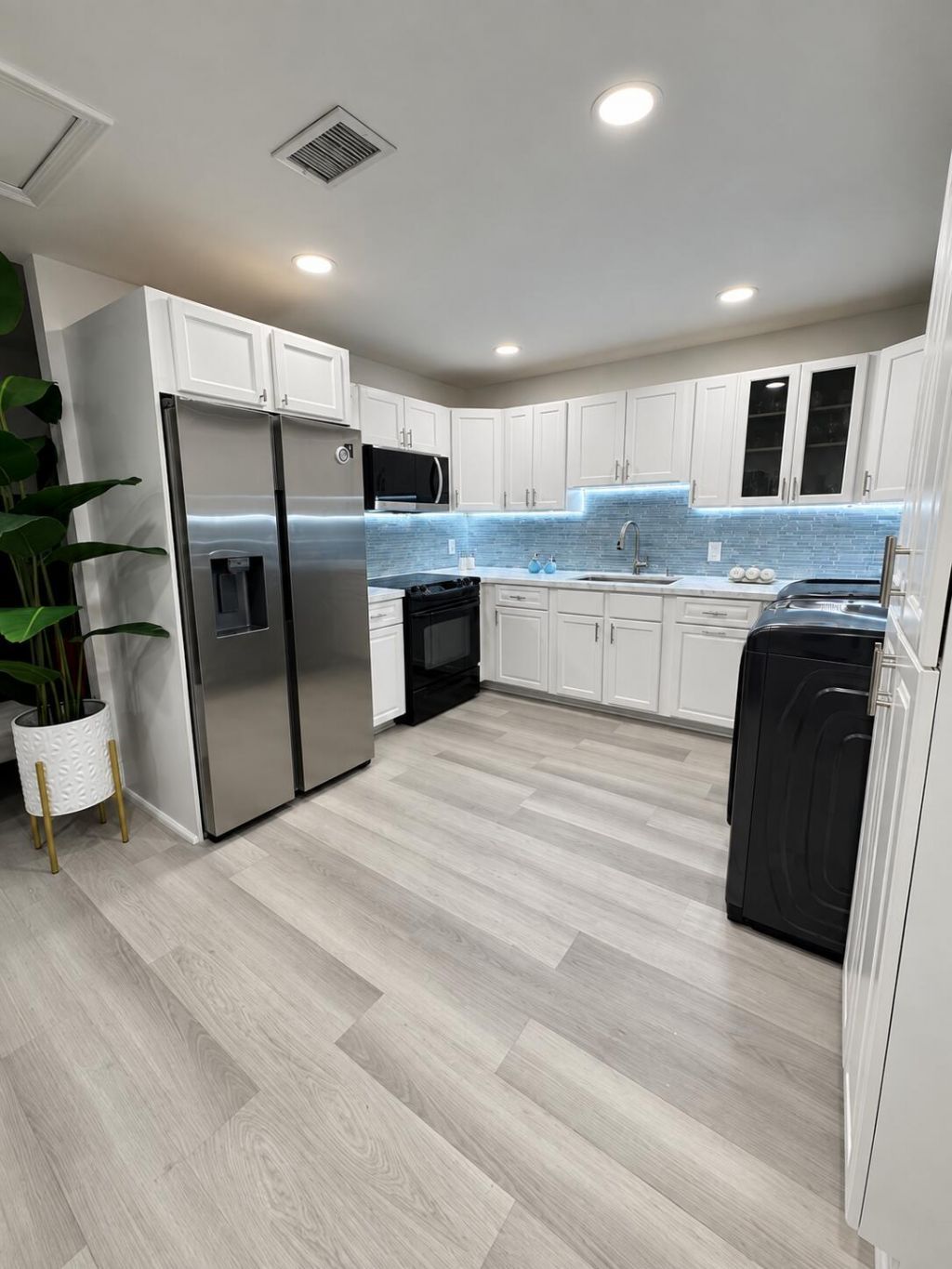 1034 Manor Drive, Palm Springs, FL 33461 Photo
