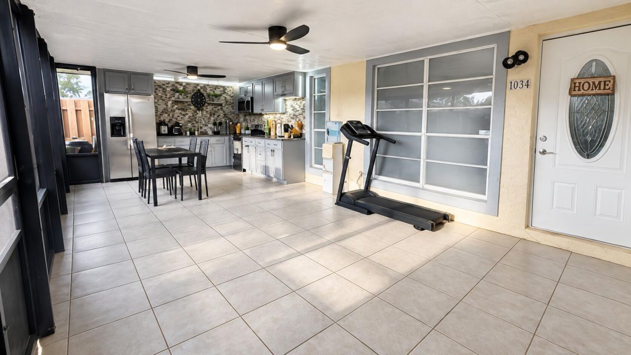 1034 Manor Drive, Palm Springs, FL 33461 Photo