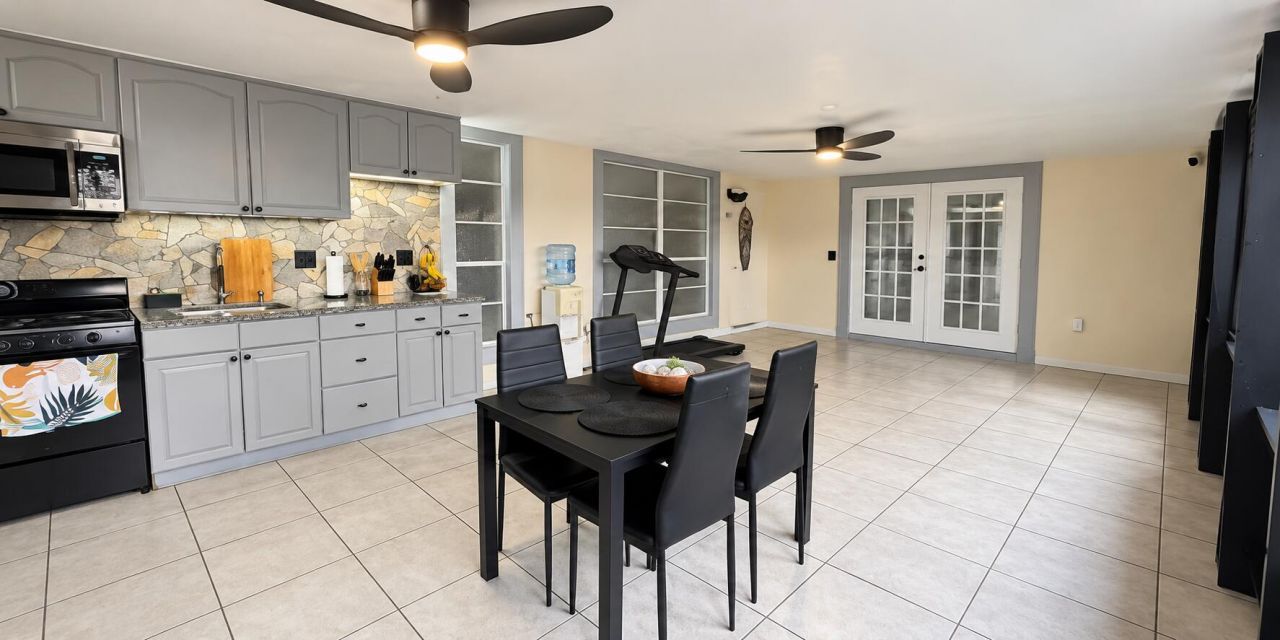 1034 Manor Drive, Palm Springs, FL 33461 Photo