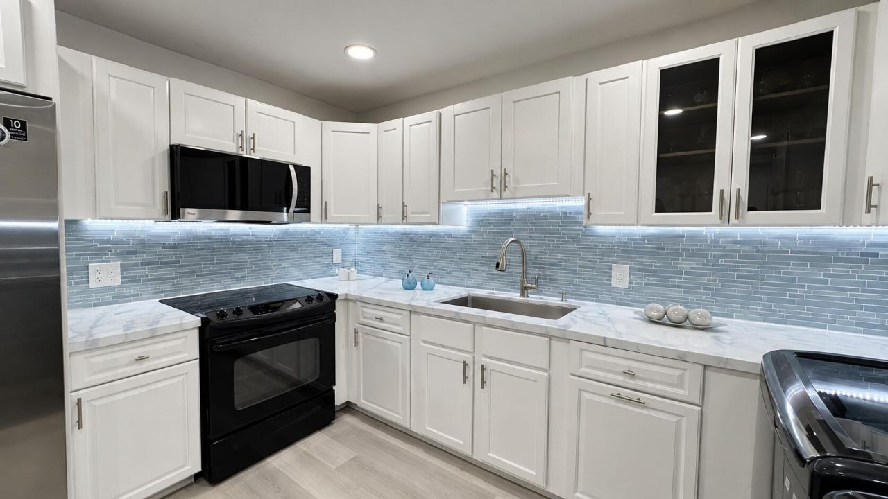 1034 Manor Drive, Palm Springs, FL 33461 Photo