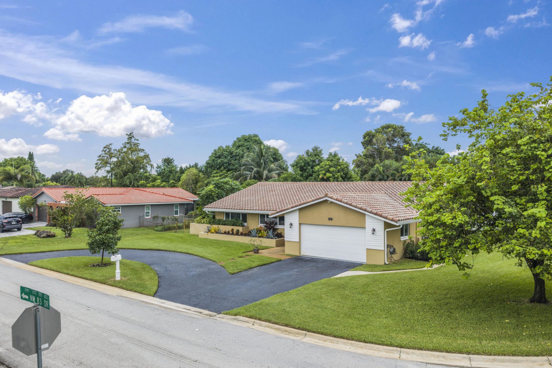 992 NW 83rd Drive, Coral Springs, FL 33071 Photo