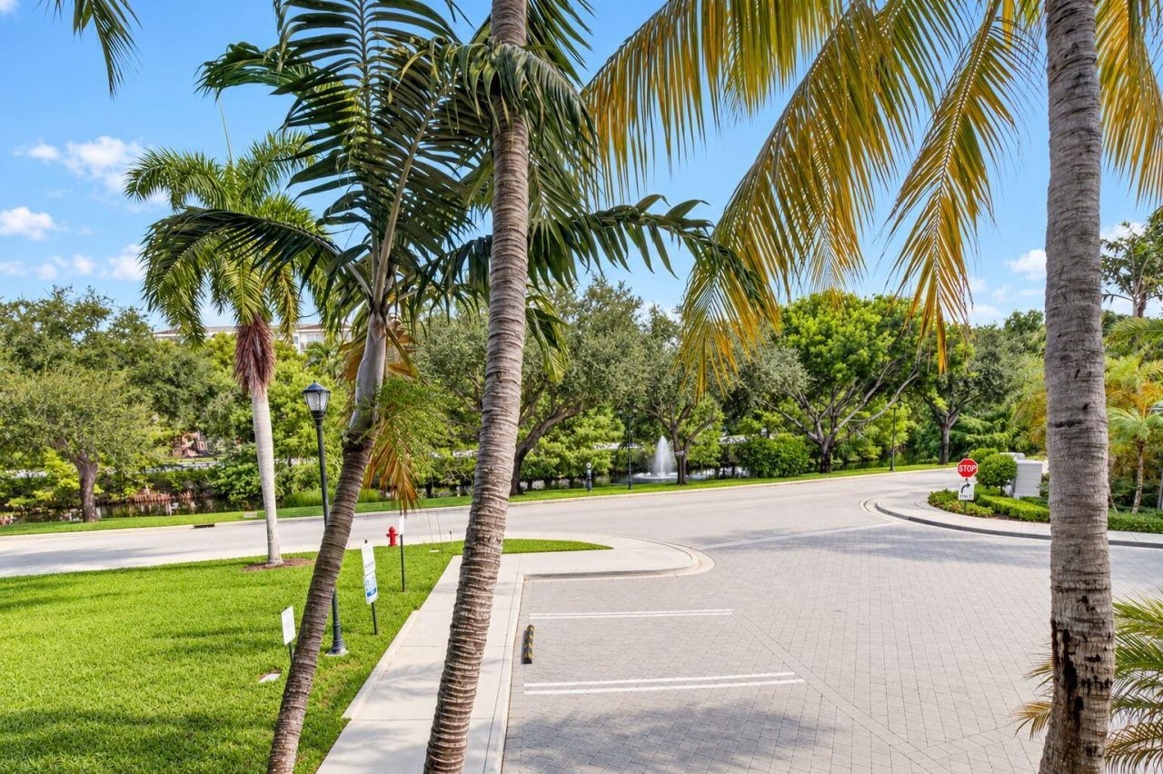 1690 Renaissance Commons Boulevard, Unit 1201, Boynton Beach, FL 33426 Photo
