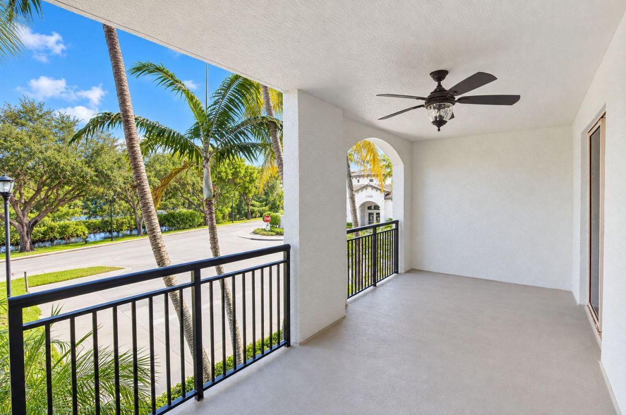 1690 Renaissance Commons Boulevard, Unit 1201, Boynton Beach, FL 33426 Photo