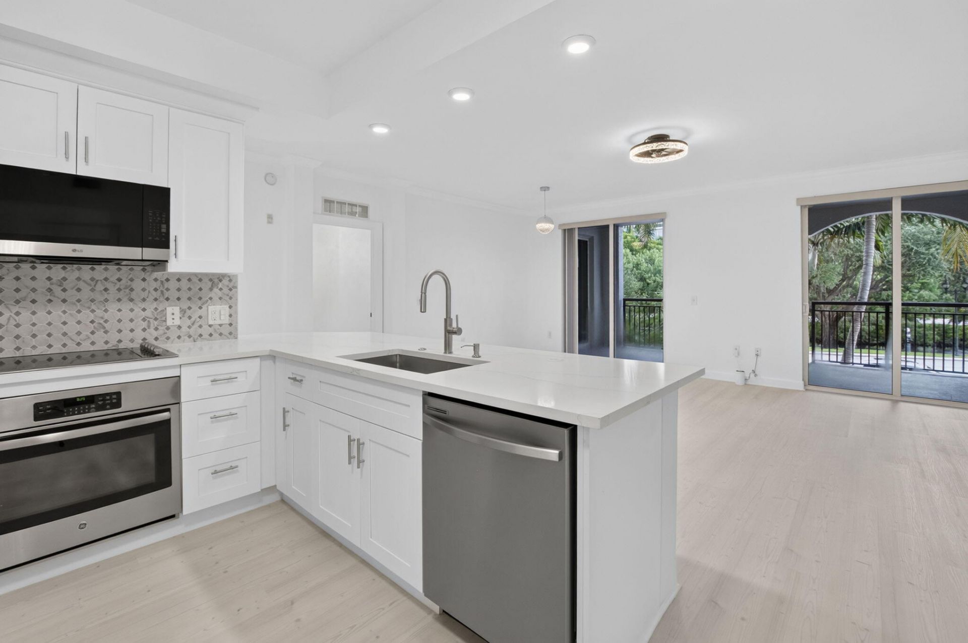1690 Renaissance Commons Boulevard, Unit 1201, Boynton Beach, FL 33426 Photo