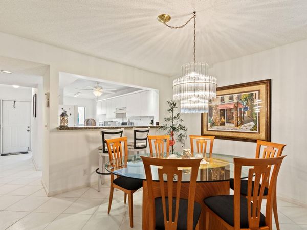 5380 CEDAR LAKE Drive, Unit 303, Boynton Beach, FL 33437