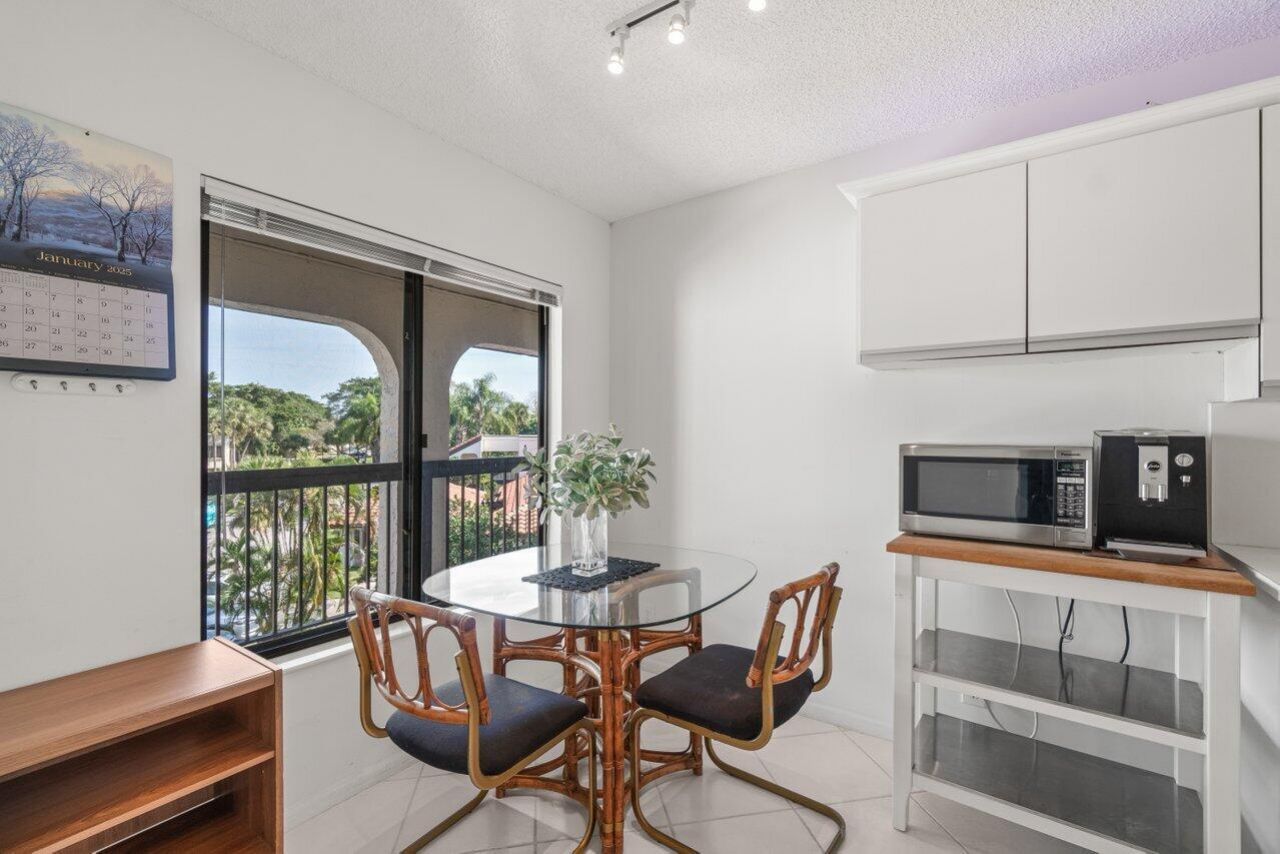 5380 Cedar Lake Drive, Unit 303, Boynton Beach, FL 33437 Photo