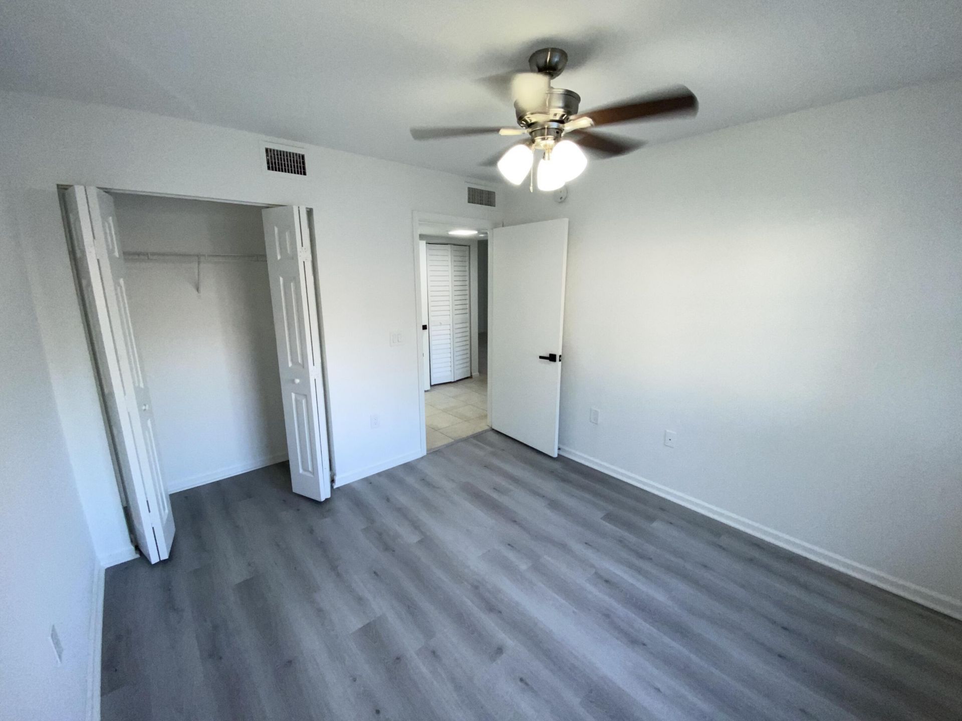 3740 N Jog Road, Unit 106, West Palm Beach, FL 33411 Photo