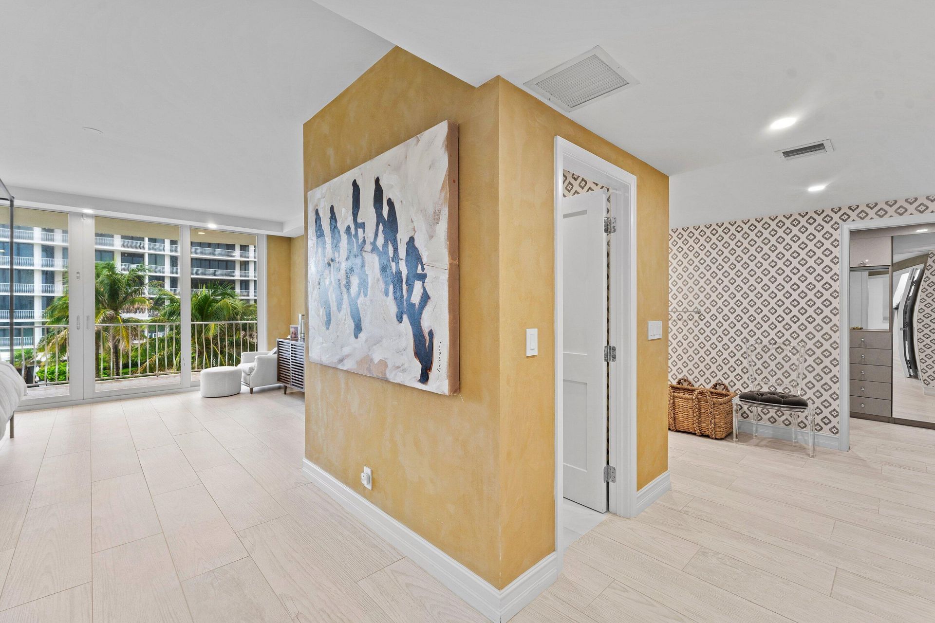 2000 S Ocean Boulevard, Unit 204S, Palm Beach, FL 33480 Photo