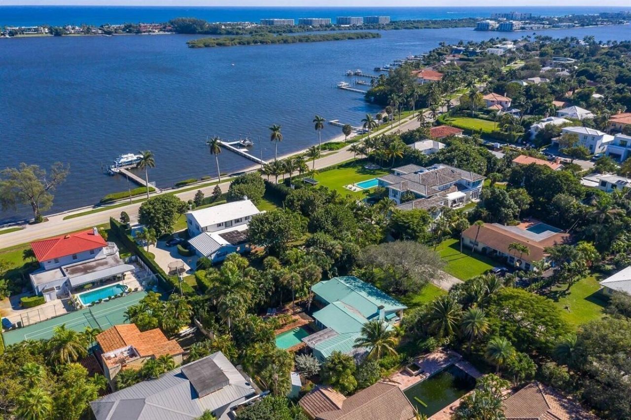 127 Miramar Way, West Palm Beach, FL 33405 Photo