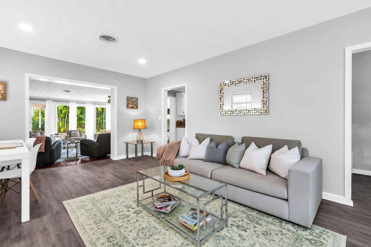 127 Miramar Way, West Palm Beach, FL 33405 Photo