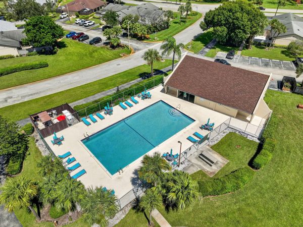 1331 Peppertree Trail, Fort Pierce, FL 34950