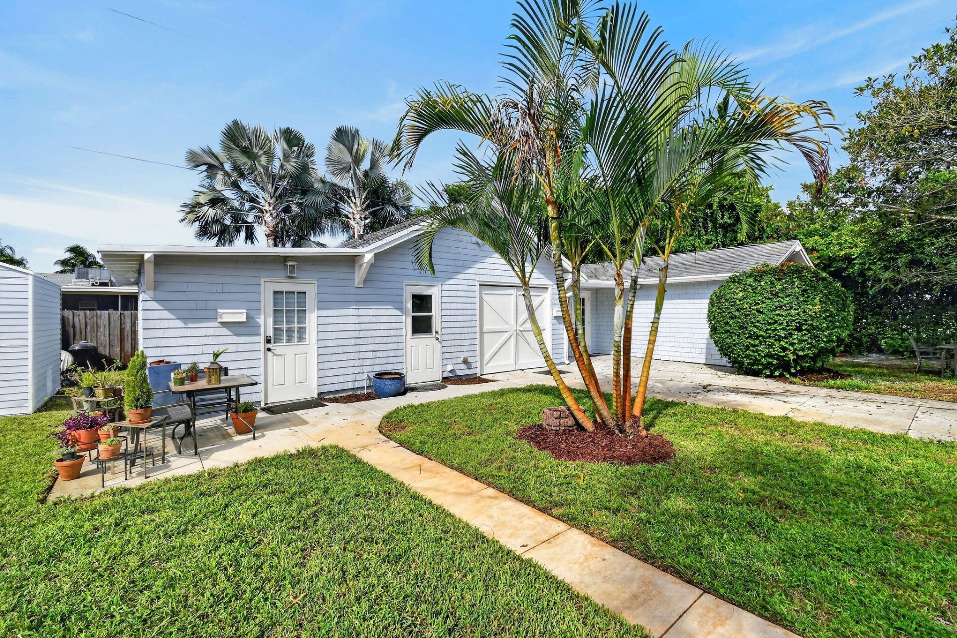 415 Greenbriar Drive, West Palm Beach, FL 33403 Photo
