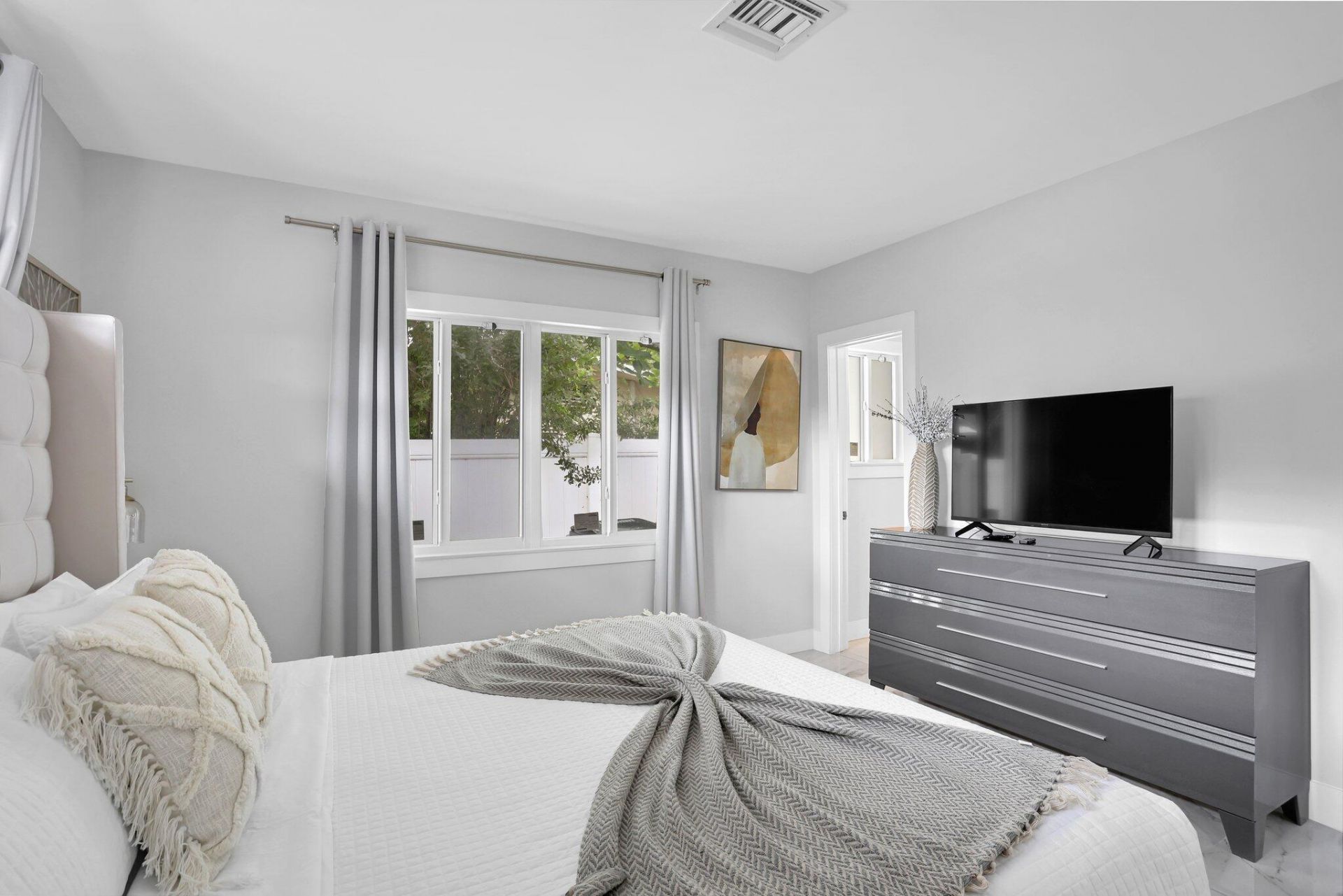 3025 Center Avenue, Fort Lauderdale, FL 33308 Photo