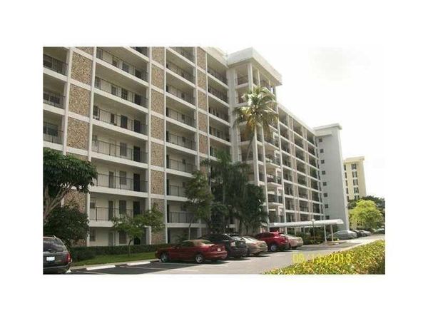 3150 N Palm Aire Drive, Unit 407, Pompano Beach, FL 33069