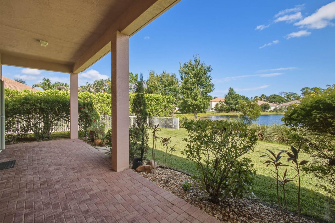 1251 SE Illusion Isle Way, Stuart, FL 34997 Photo