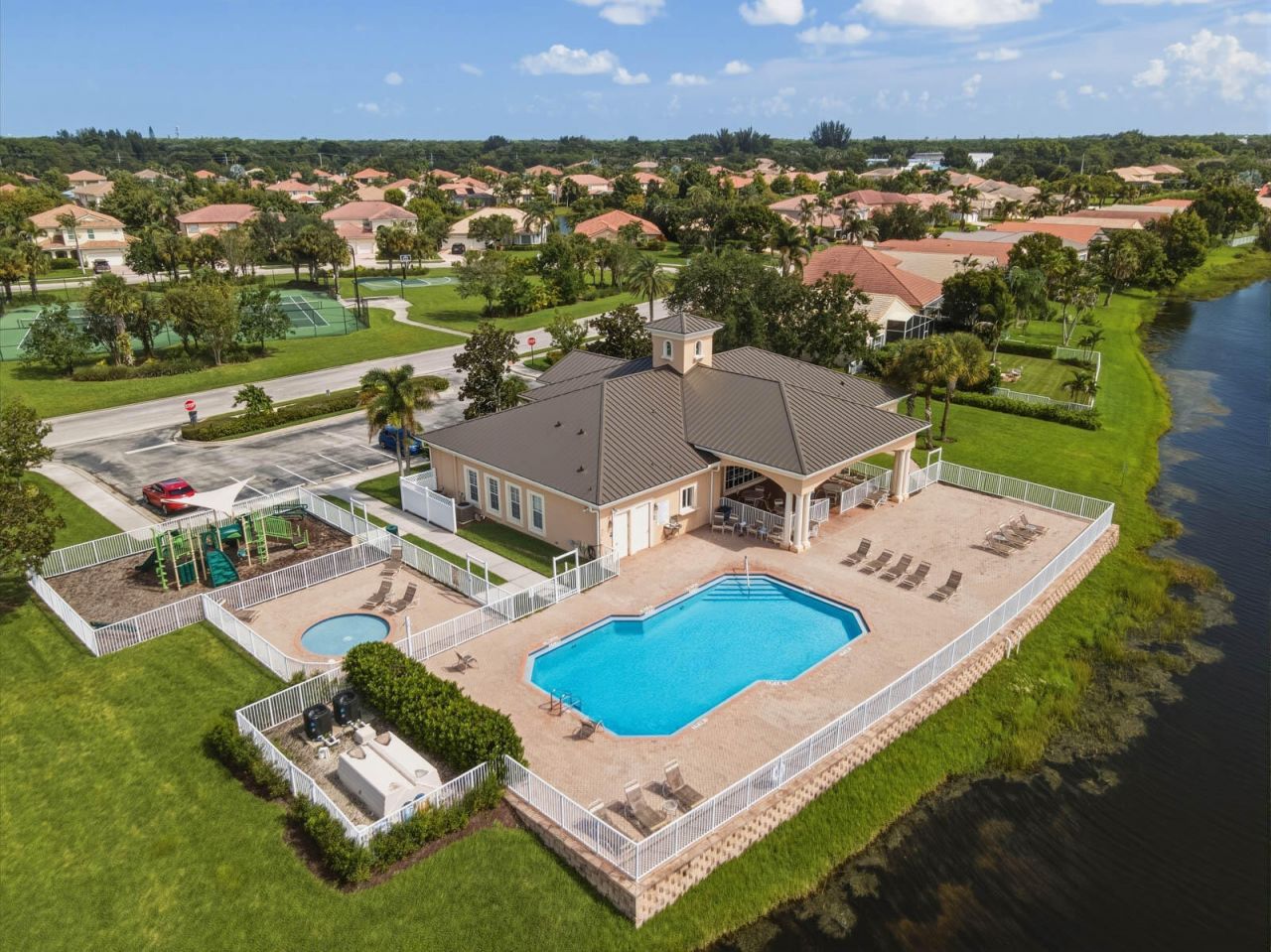 1251 SE Illusion Isle Way, Stuart, FL 34997 Photo