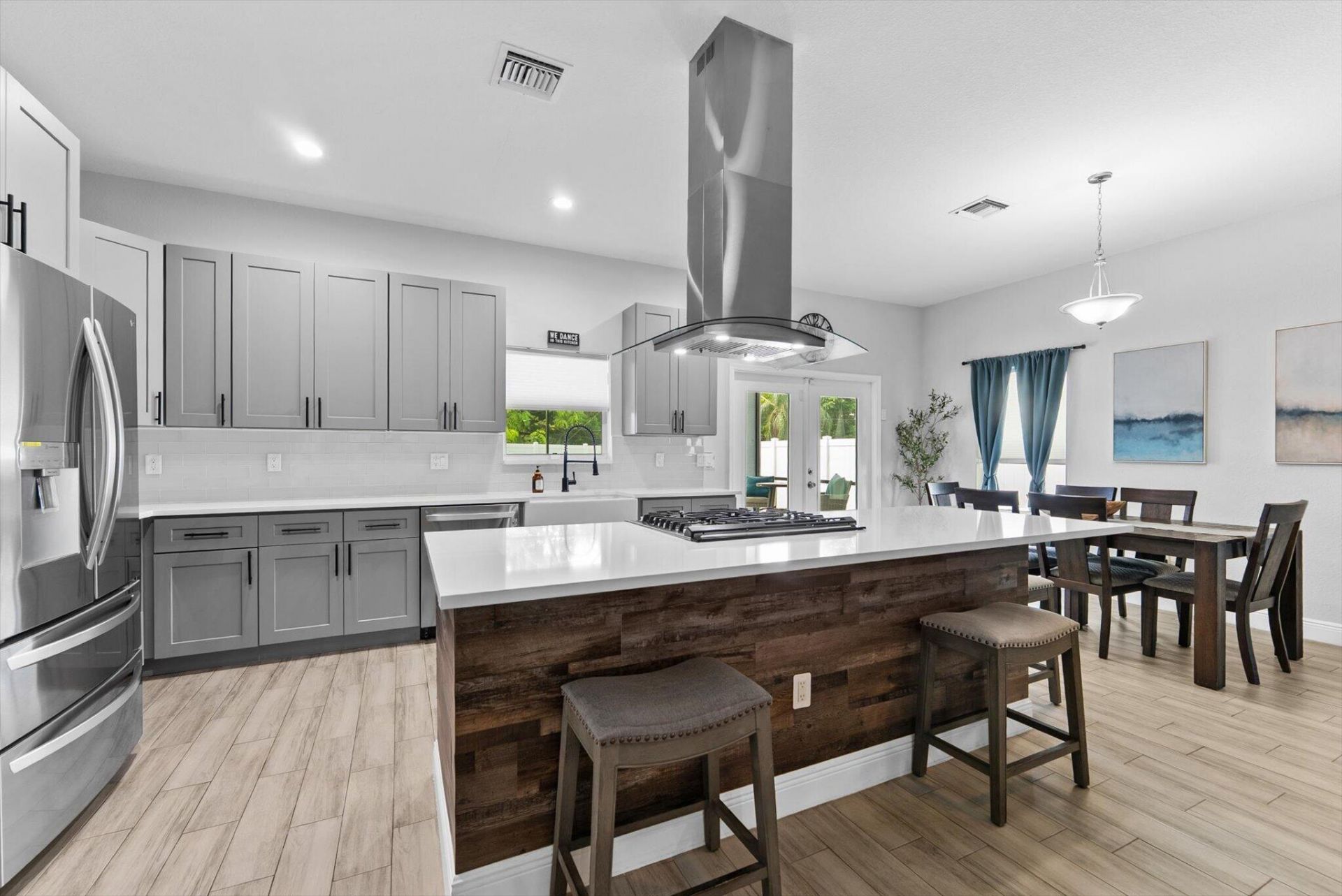 902 NW 9th Avenue, Boynton Beach, FL 33426 Photo