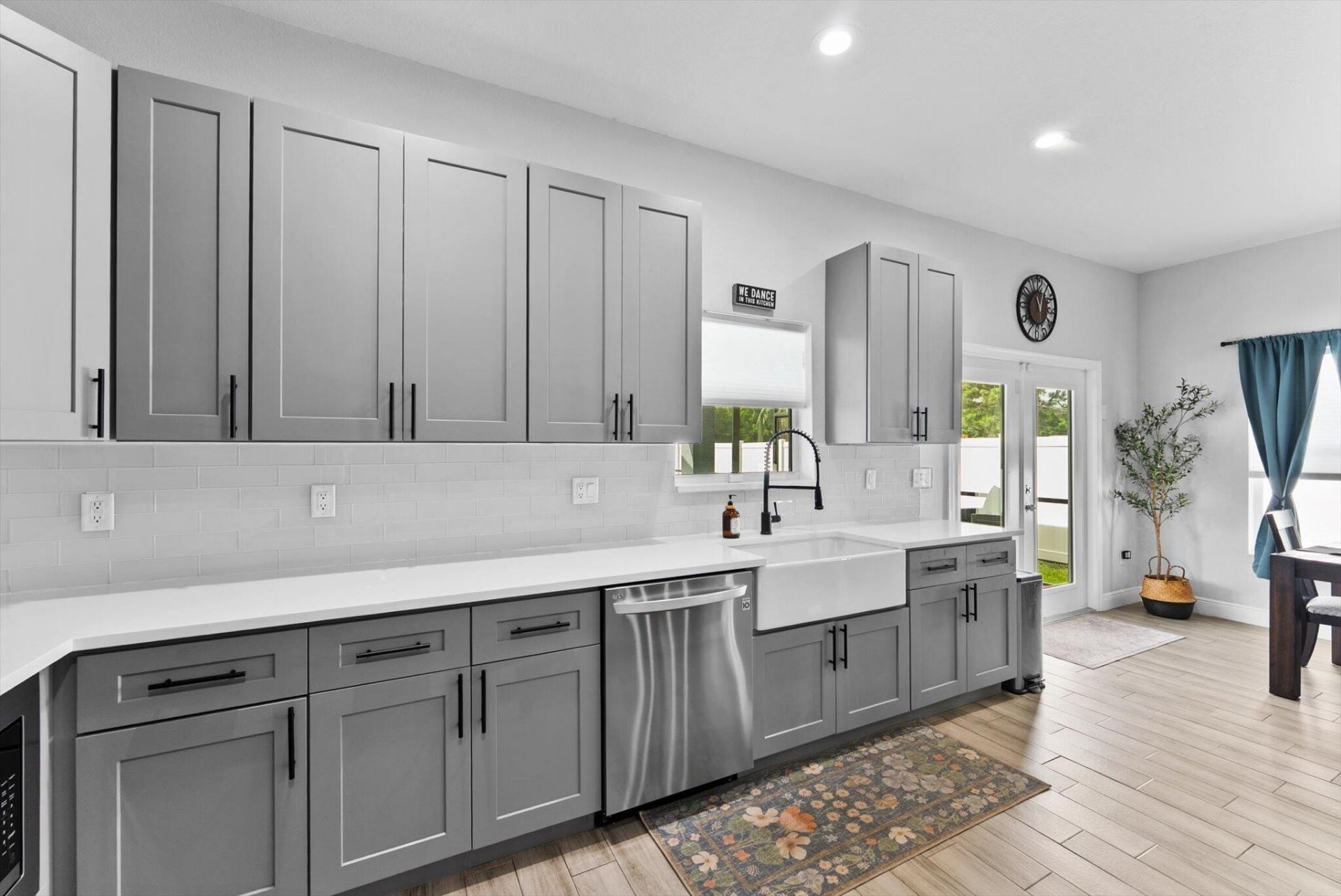 902 NW 9th Avenue, Boynton Beach, FL 33426 Photo