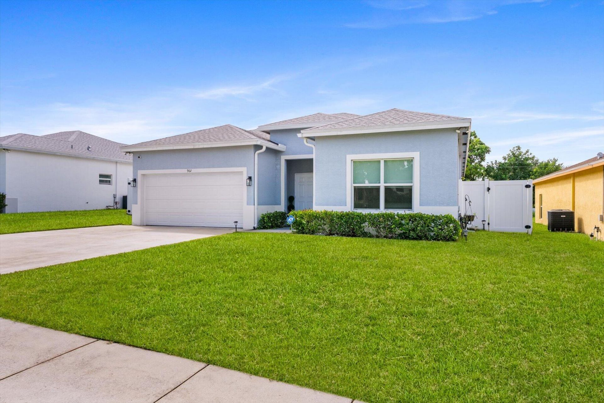 902 NW 9th Avenue, Boynton Beach, FL 33426 Photo