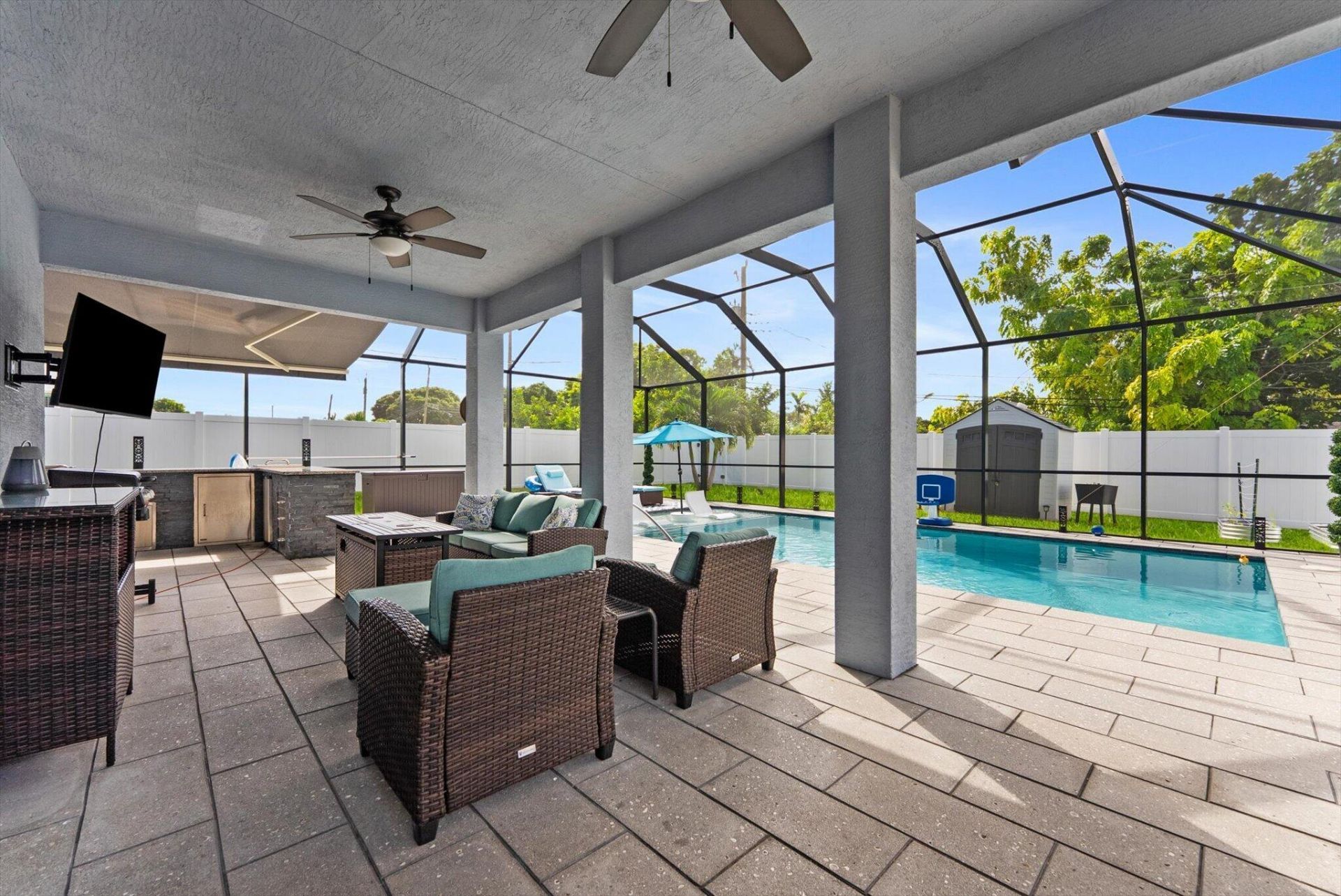 902 NW 9th Avenue, Boynton Beach, FL 33426 Photo