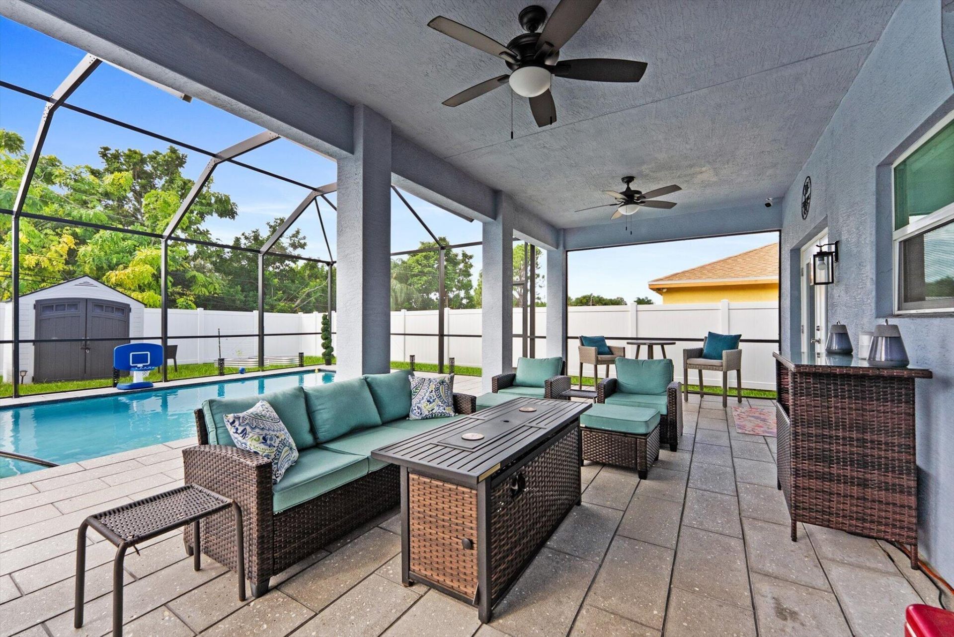 902 NW 9th Avenue, Boynton Beach, FL 33426 Photo
