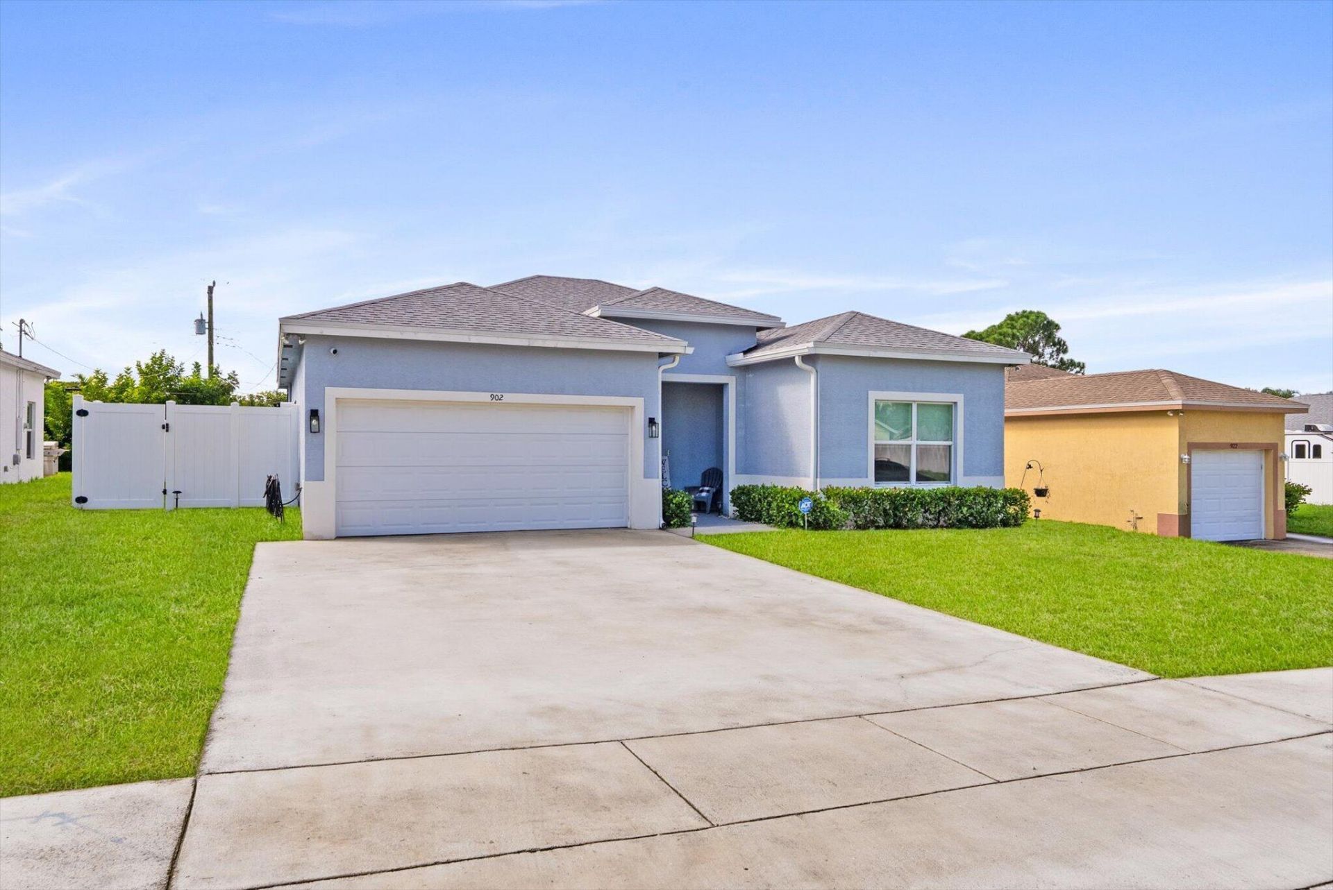 902 NW 9th Avenue, Boynton Beach, FL 33426 Photo
