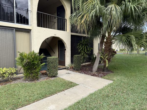 301 PINE RIDGE Circle, Unit B-1, Greenacres, FL 33463