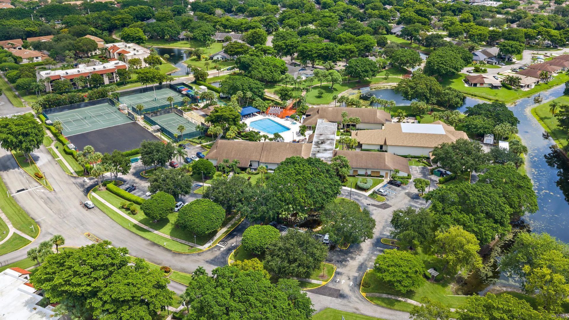 10101 Mangrove Drive, Unit 201, Boynton Beach, FL 33437 Photo