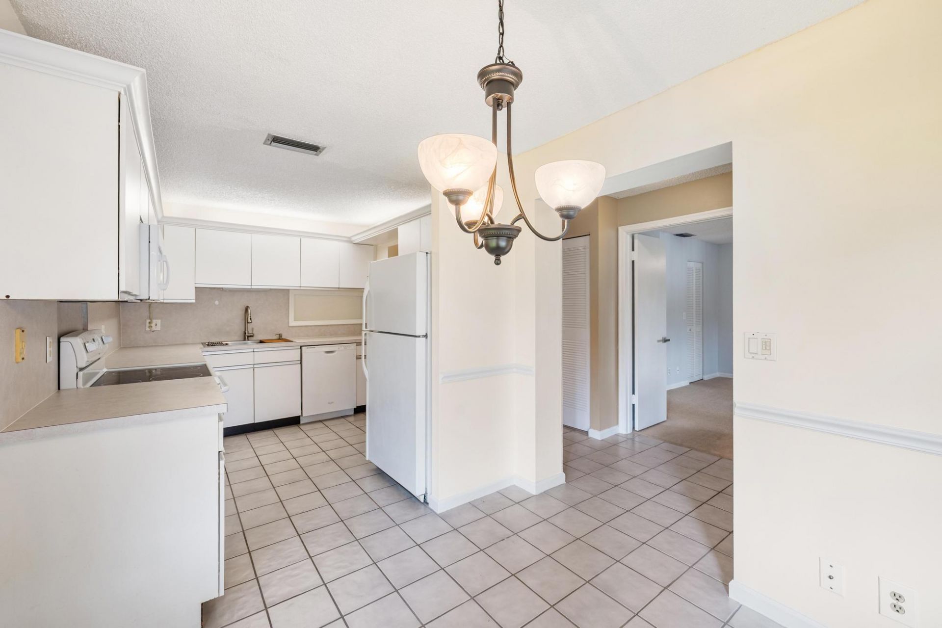 10101 Mangrove Drive, Unit 201, Boynton Beach, FL 33437 Photo