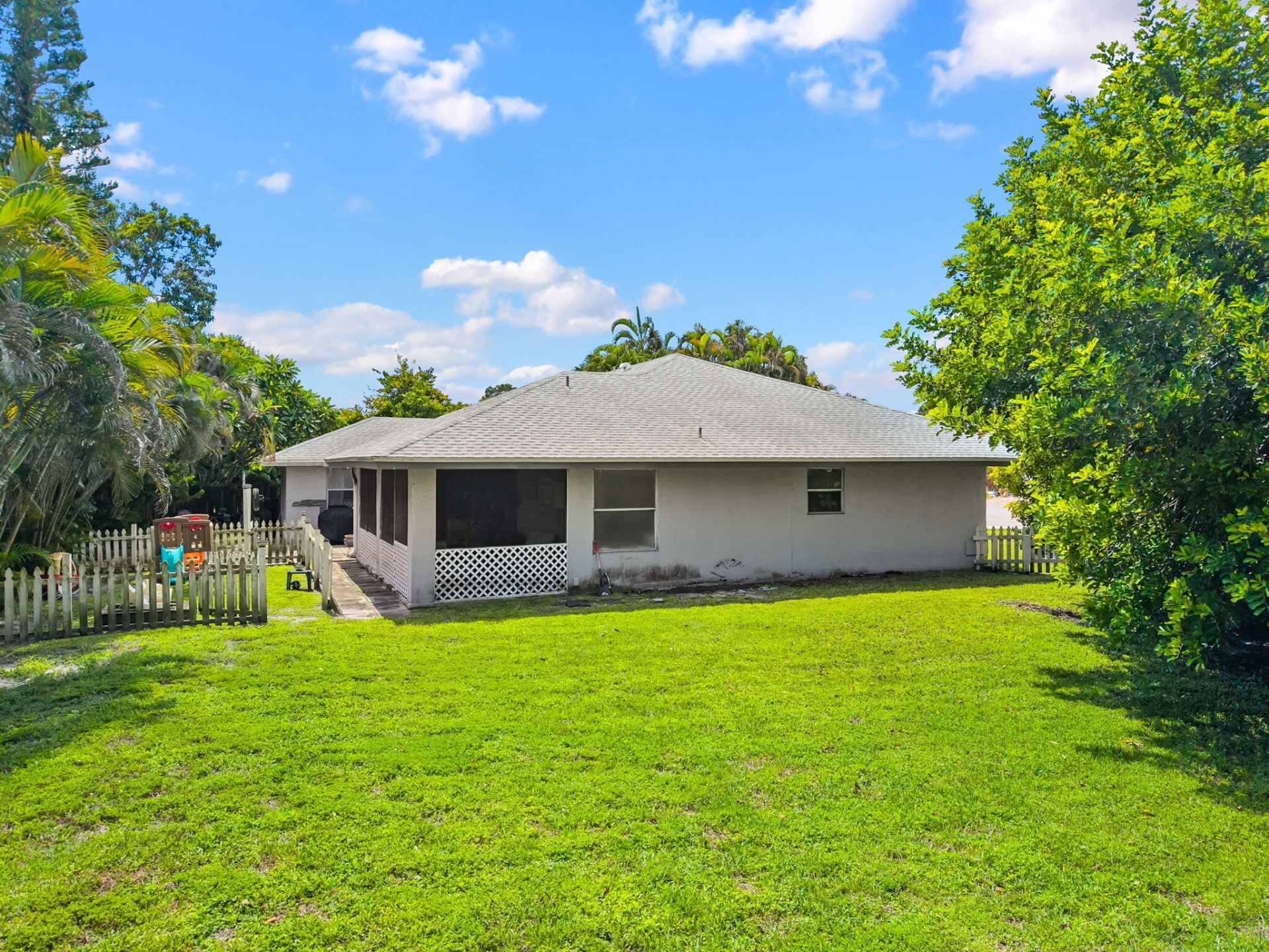 117 Hemingway Court, Royal Palm Beach, FL 33411 Photo