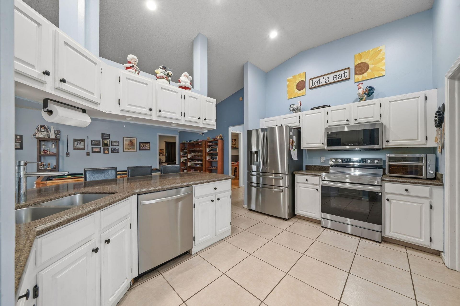 117 Hemingway Court, Royal Palm Beach, FL 33411 Photo