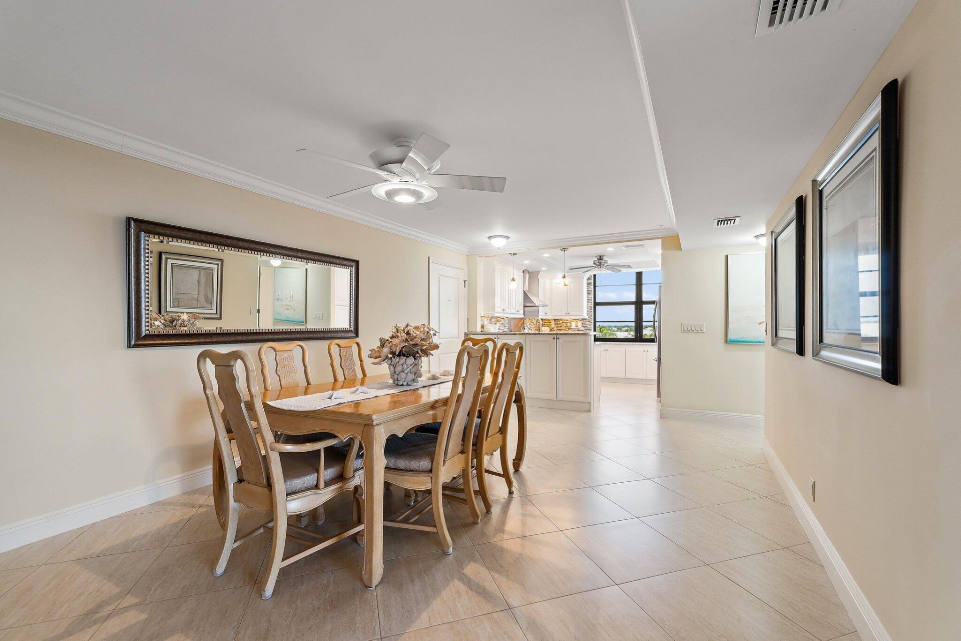 911 Ocean Drive, Unit 506, Juno Beach, FL 33408 Photo