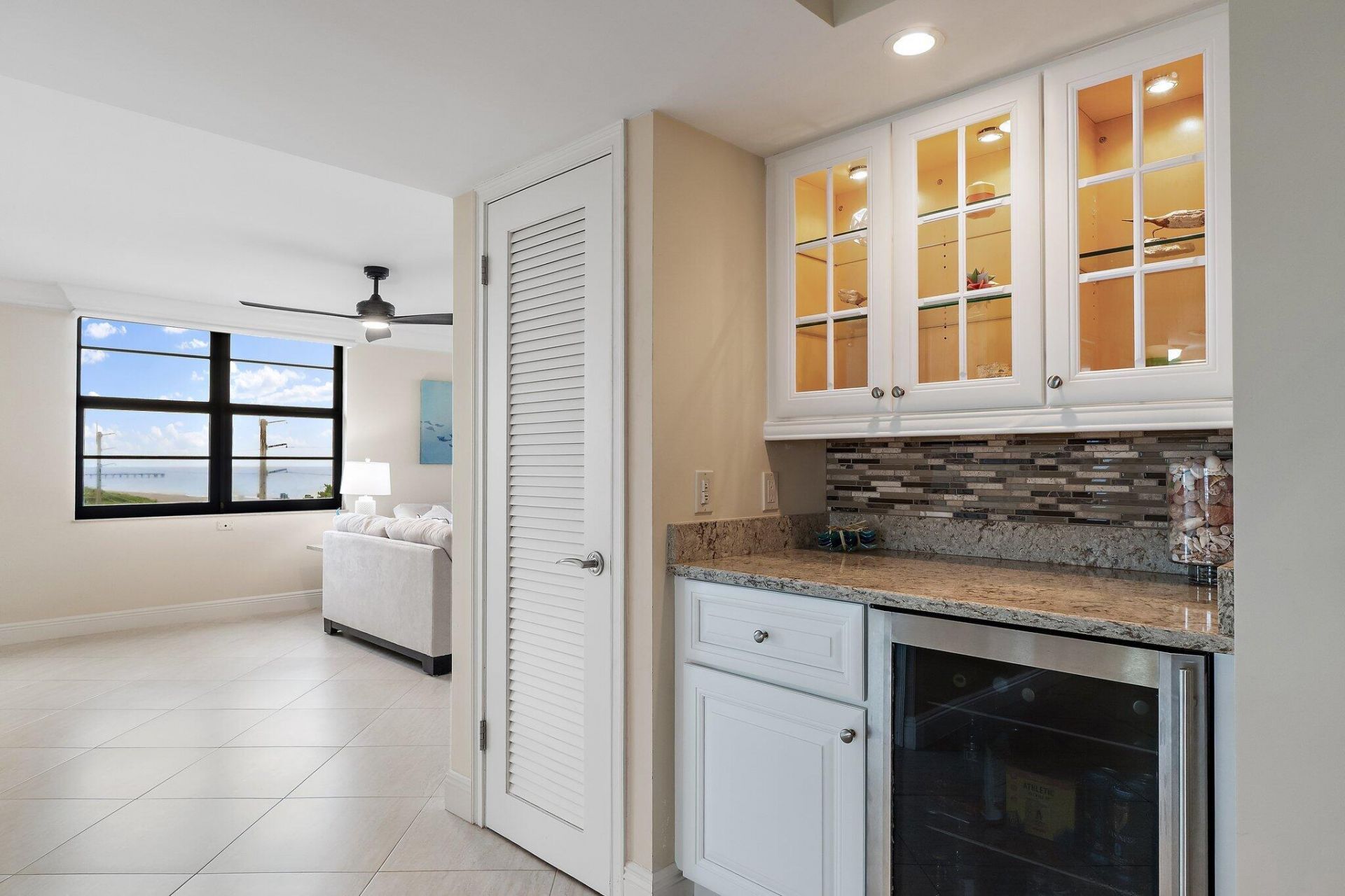 911 Ocean Drive, Unit 506, Juno Beach, FL 33408 Photo