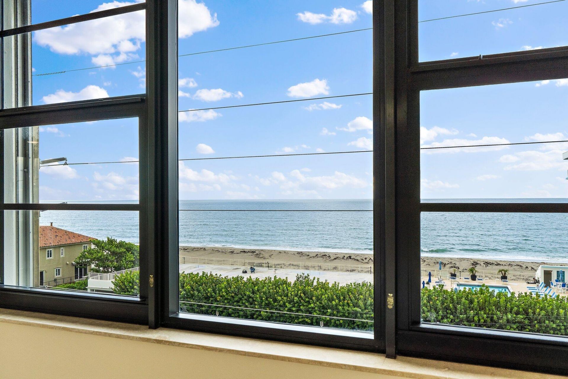 911 Ocean Drive, Unit 506, Juno Beach, FL 33408 Photo