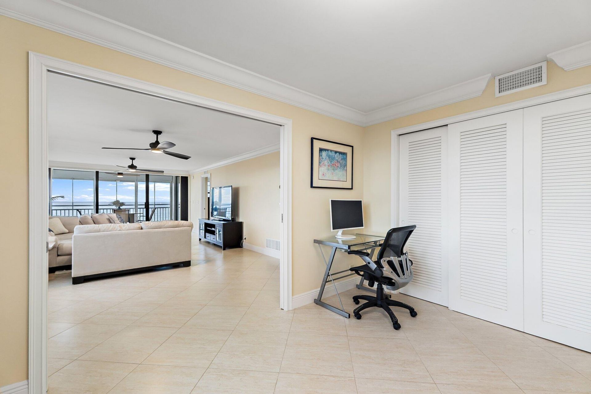 911 Ocean Drive, Unit 506, Juno Beach, FL 33408 Photo