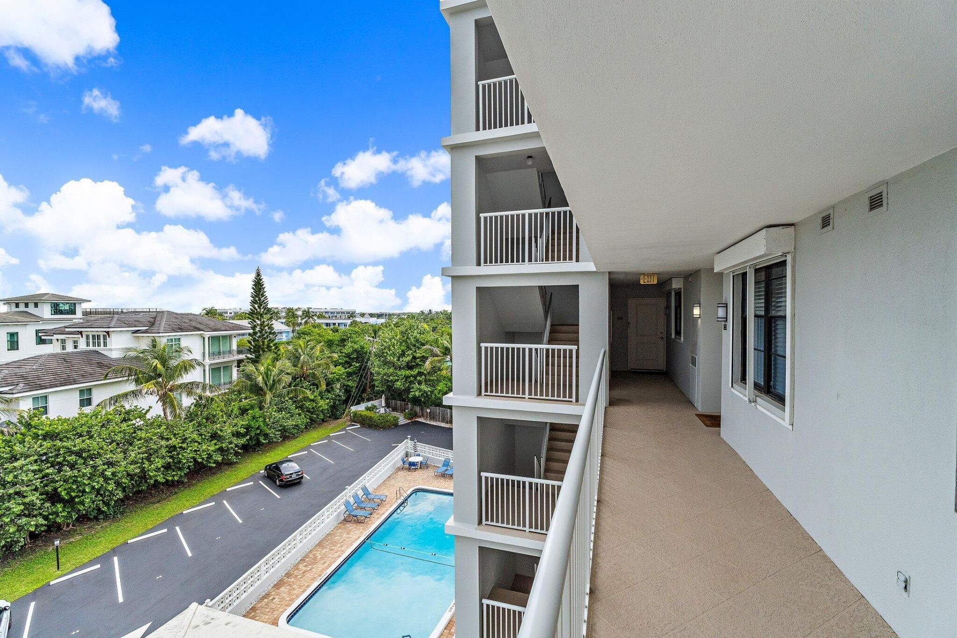 911 Ocean Drive, Unit 506, Juno Beach, FL 33408 Photo