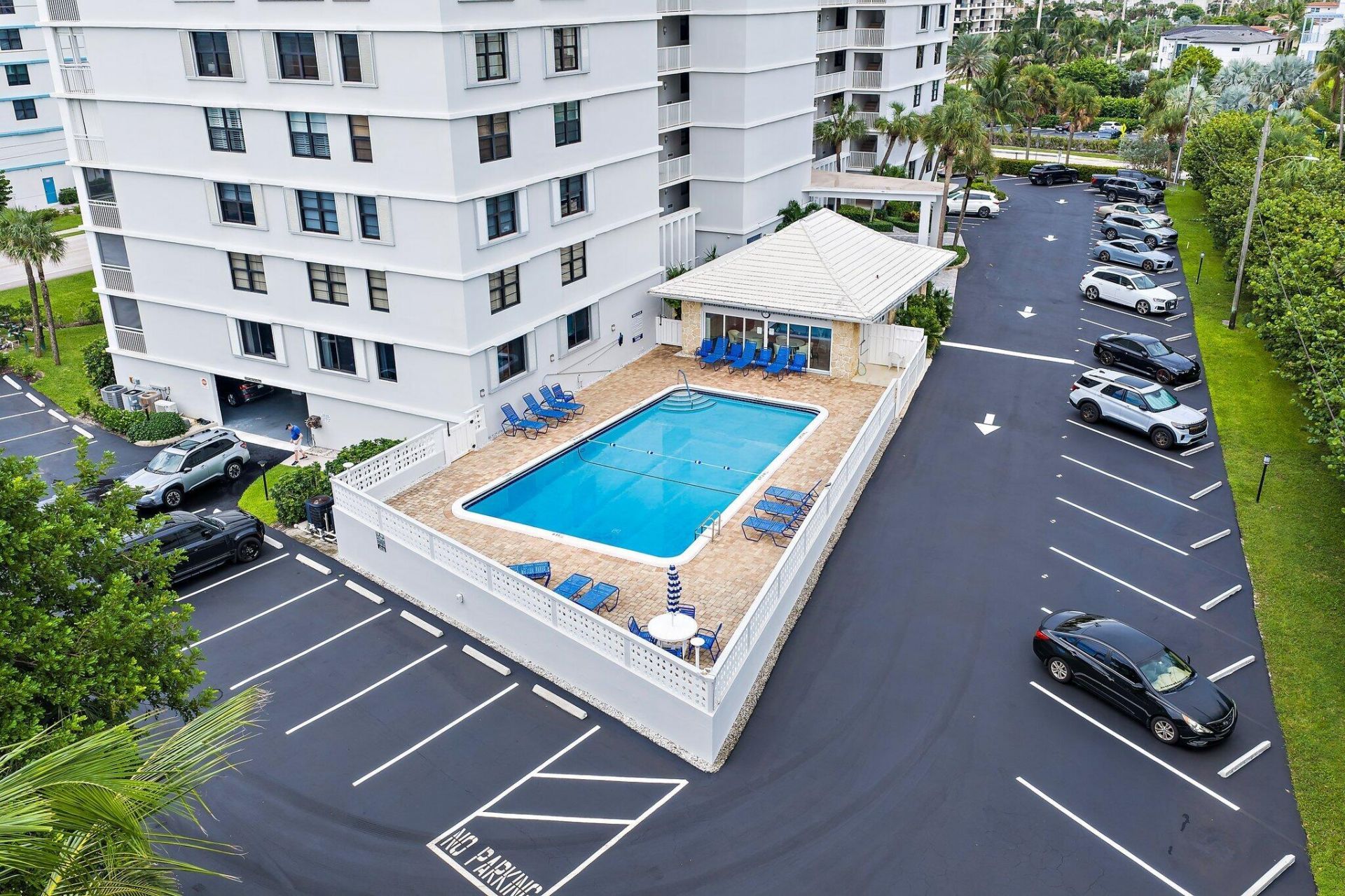 911 Ocean Drive, Unit 506, Juno Beach, FL 33408 Photo