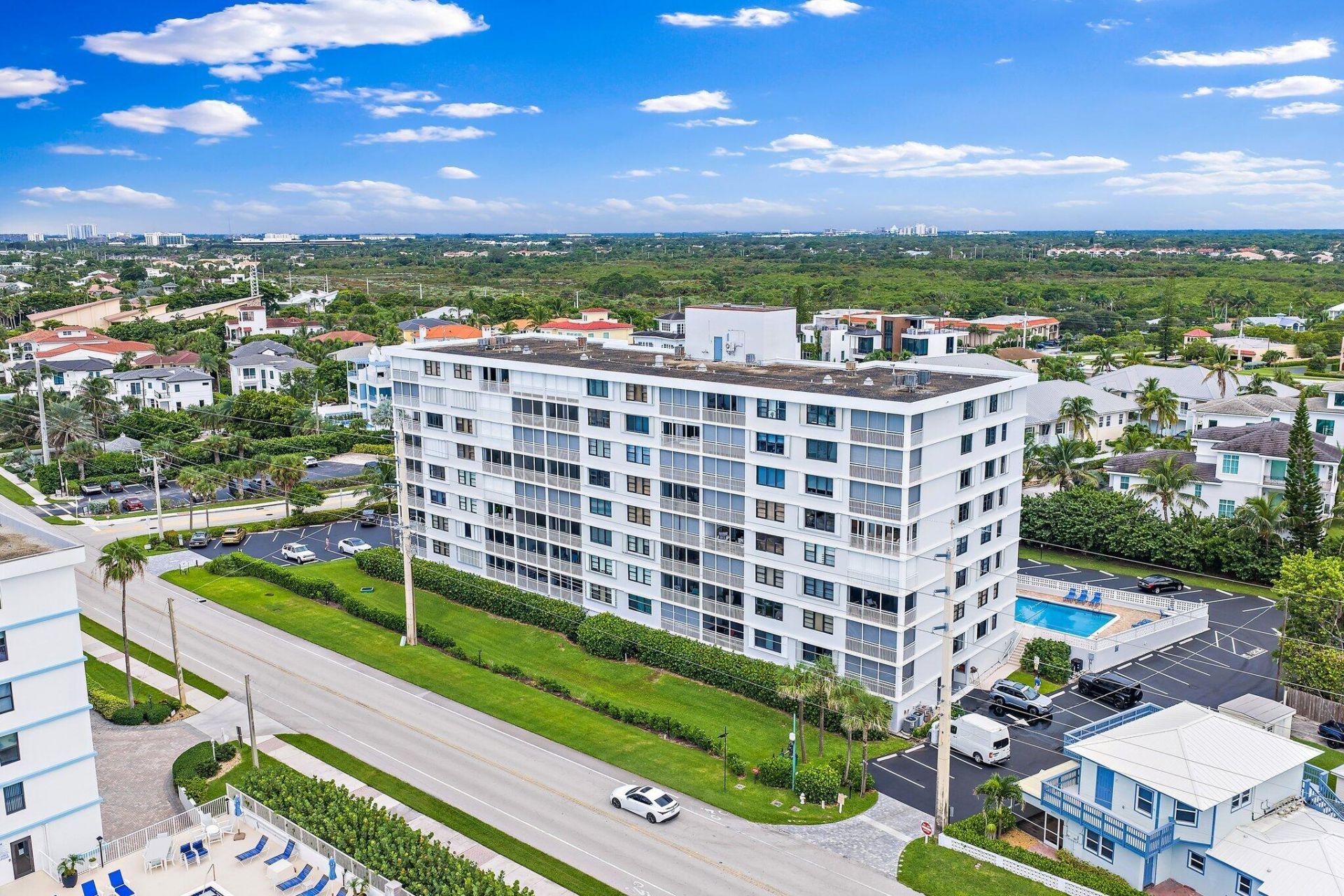911 Ocean Drive, Unit 506, Juno Beach, FL 33408 Photo
