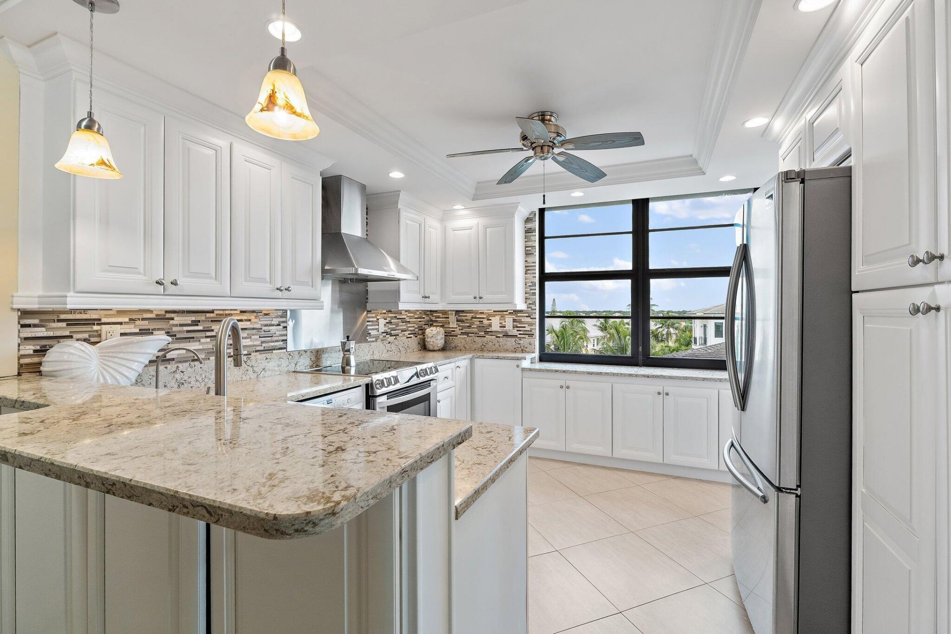 911 Ocean Drive, Unit 506, Juno Beach, FL 33408 Photo