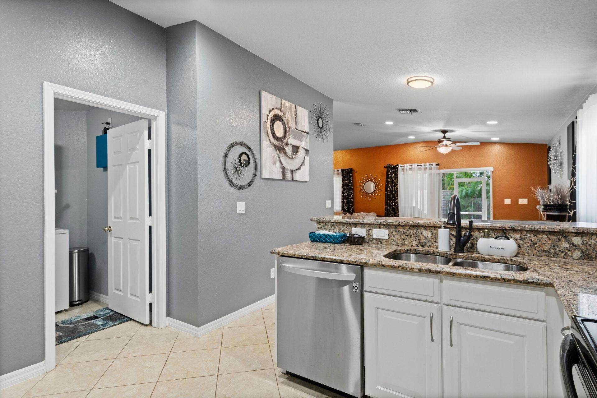 1952 SW Jamesport Drive, Port Saint Lucie, FL 34953 Photo