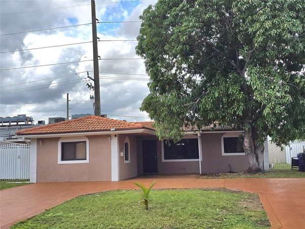 2420 N 59TH Terrace, Hollywood, FL 33021